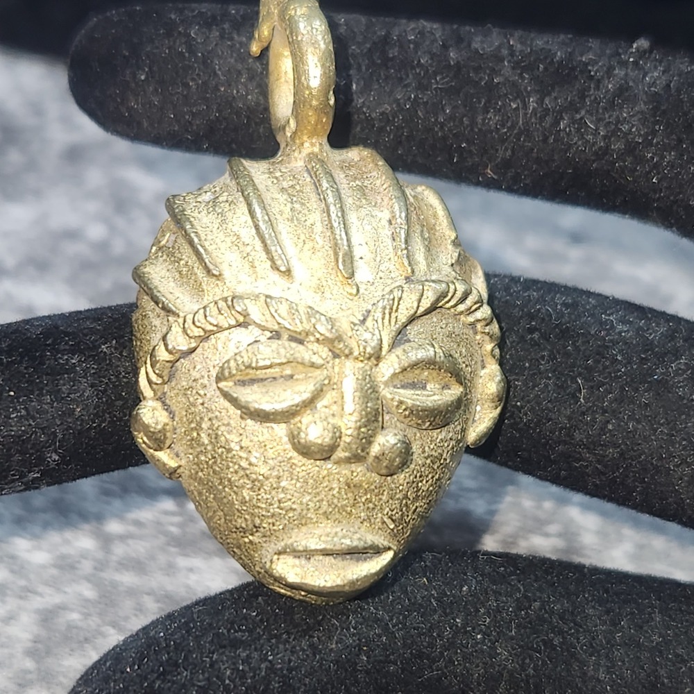 Vintage African Brass‎ Mask Pendant Tribal Ethnic Face Charm Gold Tone 1.5 Inch